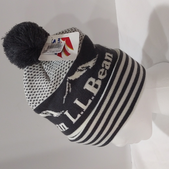 L.L. Bean Accessories - L.L.Bean Katahdin Adult Unisex Pom Hat Grey/ White